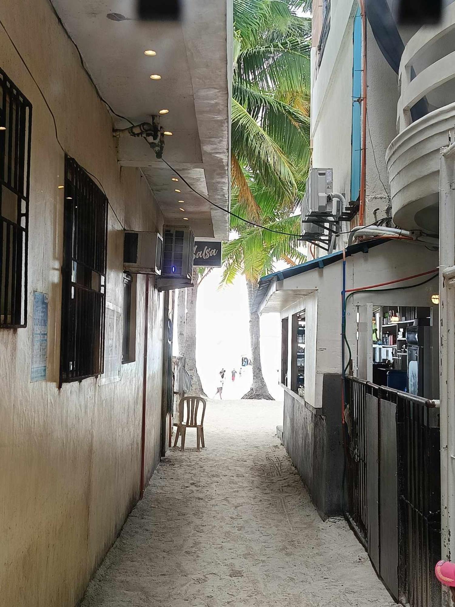 Casita Isla Beach Inn Balabag  Exterior photo
